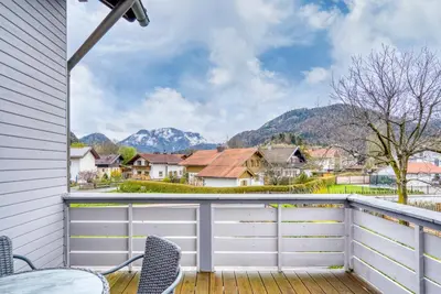 Ein allgemeiner Bergblick oder ein Berglick von der Ferienwohnung aus