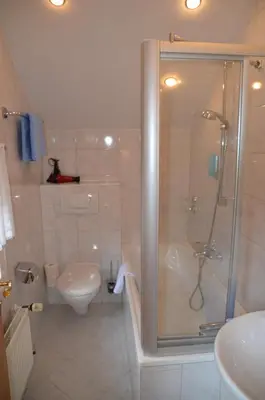 Ein Badezimmer in der Unterkunft Gästehaus Maria