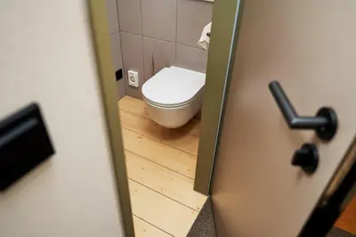 Ein Badezimmer in der Unterkunft McDreams Hotel München-Nord