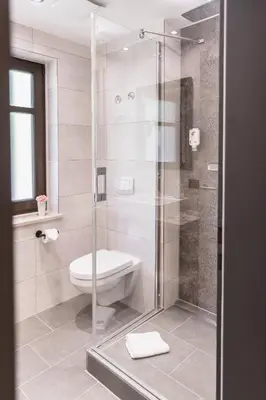 Ein Badezimmer in der Unterkunft Hotel Demas München-Unterhaching