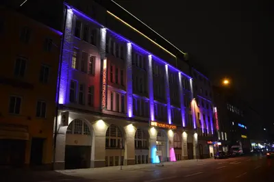 Das Gebäude in dem sich das Hotel befindet