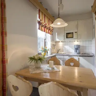 3 Sterne Komfortable Ferienwohnung mit einem Traum Blick zu den Bergen Sauna Spielzimmer Küche Garage 27
