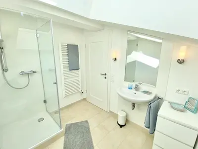 Ein Badezimmer in der Unterkunft Auszeit im Chiemgau, Ferienwohnungen