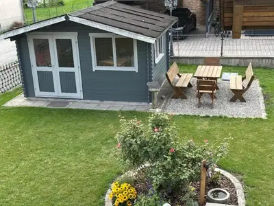 Ein Garten an der Unterkunft Fewo Susi Allgäu