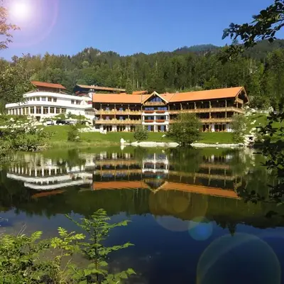 Feuriger Tatzlwurm Berghotel & Spa
