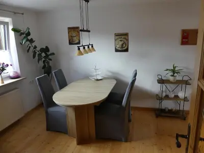 Ein Sitzbereich in der Unterkunft Ferienwohnung Bergblick
