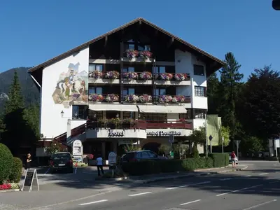 Das Gebäude in dem sich das Hotel befindet