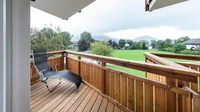 Ein Balkon oder eine Terrasse in der Unterkunft Schnitzers Dahoam - Hundefreundlich