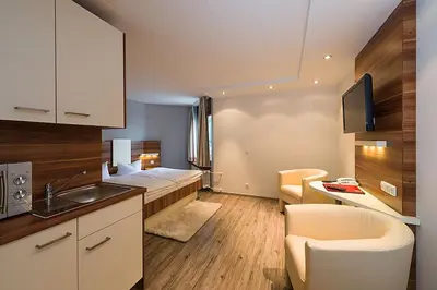 Küche/Küchenzeile in der Unterkunft Central Hotel-Apart München