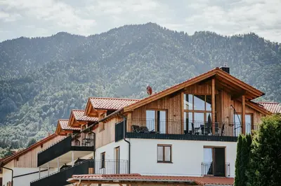 Ein allgemeiner Bergblick oder ein Berglick von des Hotels aus