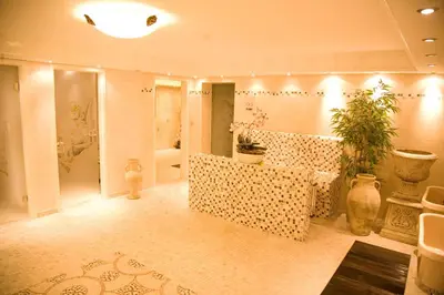 Ein Badezimmer in der Unterkunft ANGERHOF Kur- und Thermenhotel
