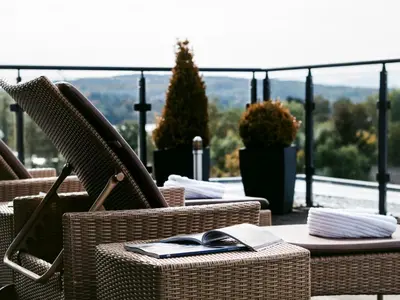 Ein Balkon oder eine Terrasse in der Unterkunft Hotel Vier Jahreszeiten Starnberg