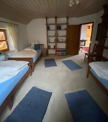 Ein Bett oder Betten in einem Zimmer der Unterkunft Landhaus in Pförring