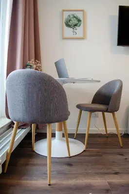 Ein Sitzbereich in der Unterkunft HOMELY STAY Studio 8 - Relaxed Self-Check-In room in Munich