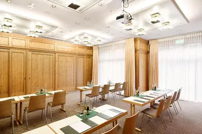 Der Geschäftsbereich oder Konferenzraum in der Unterkunft Bauer Hotel und Restaurant