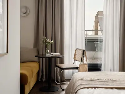 Ein Bett oder Betten in einem Zimmer der Unterkunft Bob W Münchner Freiheit