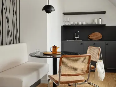 Ein Sitzbereich in der Unterkunft Bob W Munich Schwabing