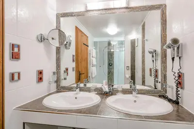 Ein Badezimmer in der Unterkunft Der Westerhof Hotel