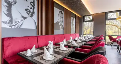 Ein Sitzbereich in der Unterkunft PLAZA INN Mühldorf