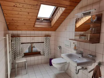 Ein Badezimmer in der Unterkunft Beim Appertinger