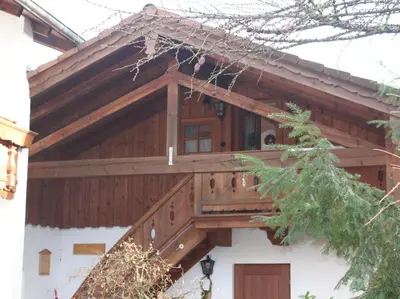 Das Gebäude in dem sich die Ferienwohnung befindet