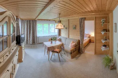 Ein Bett oder Betten in einem Zimmer der Unterkunft Haus Singer