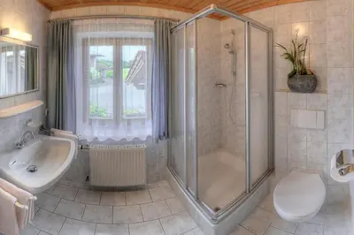 Ein Badezimmer in der Unterkunft Haus Singer