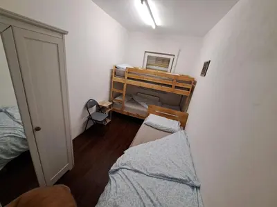 Ein Bett oder Betten in einem Zimmer der Unterkunft Villa Prince, nur für Handwerker auch langfristig, nähe Ingolstadt