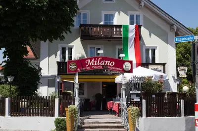 Ein Zertifikat, Auszeichnung, Logo oder anderes Dokument, das in der Unterkunft Hotel Ristorante Milano ausgestellt ist