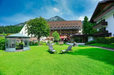 Ein allgemeiner Bergblick oder ein Berglick von des Hotels aus