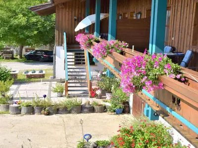 Ein Garten an der Unterkunft Ferienhof Schauer