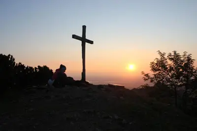 Blick auf den Sonnenuntergang/Sonnenaufgang von der Ferienwohnung aus oder aus der Nähe