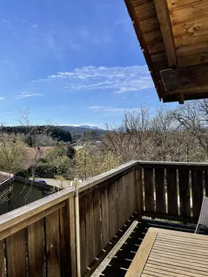 Ein Balkon oder eine Terrasse in der Unterkunft meywohnen Bad Endorf