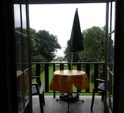 Ein Balkon oder eine Terrasse in der Unterkunft Gästehaus Strobl am See