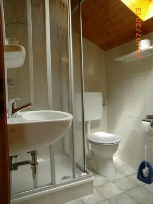 Ein Badezimmer in der Unterkunft Haus Strobl