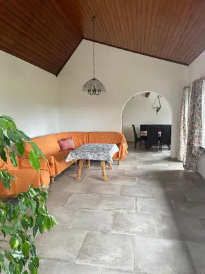 Ein Sitzbereich in der Unterkunft Ferienhaus Siedenberg