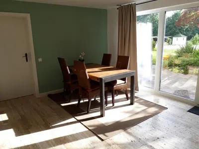 Ein Sitzbereich in der Unterkunft Ferienwohnung Zürcher