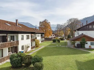 Ein allgemeiner Bergblick oder ein Berglick von der Ferienwohnung aus