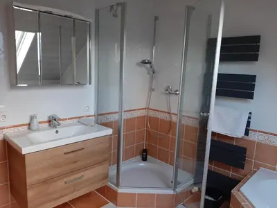 Ein Badezimmer in der Unterkunft Ferienwohnung Beate 2