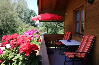 Ein Garten an der Unterkunft Haus Blumenfeld-Schwaiger