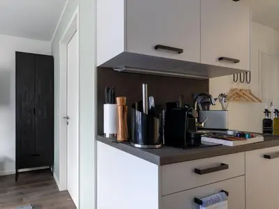 Küche/Küchenzeile in der Unterkunft Limehome München