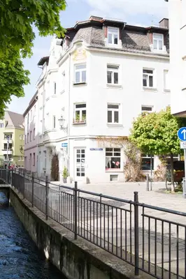 Das Gebäude in dem sich die Ferienwohnung befindet