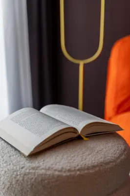 Die Bibliothek im Aparthotel