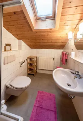 Ein Badezimmer in der Unterkunft Landhaus Braun
