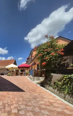 Das Gebäude in dem sich das Bed & Breakfast befindet