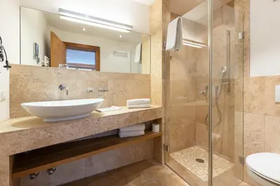 Ein Badezimmer in der Unterkunft Ferienlandhaus Alpinum