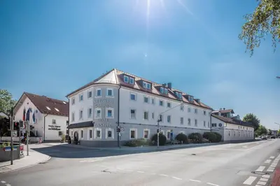 Das Gebäude in dem sich das Hotel befindet