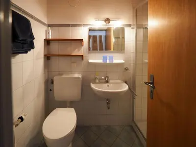 Ein Badezimmer in der Unterkunft Beim Lenz