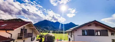 Ein allgemeiner Bergblick oder ein Berglick von der Ferienwohnung aus
