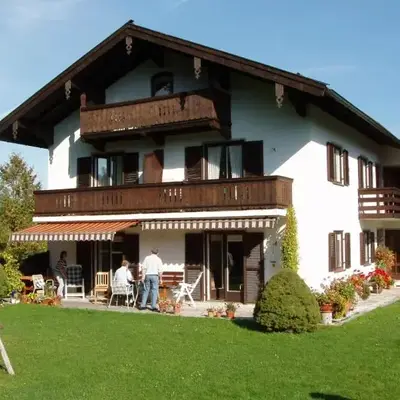 Haus Auracher